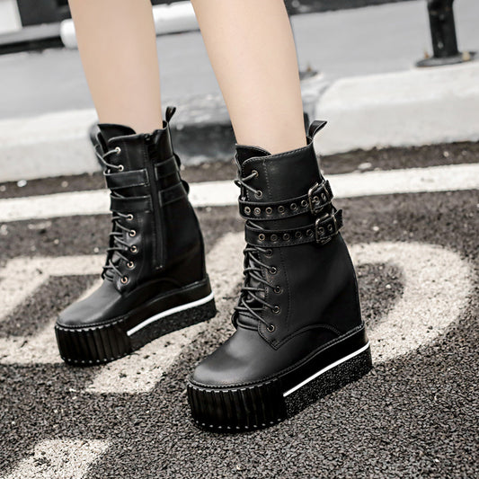 Platform Martin Boots