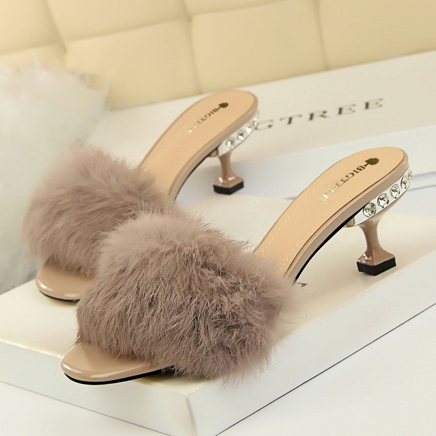 Rabbit fur flip flops and lazy sandals