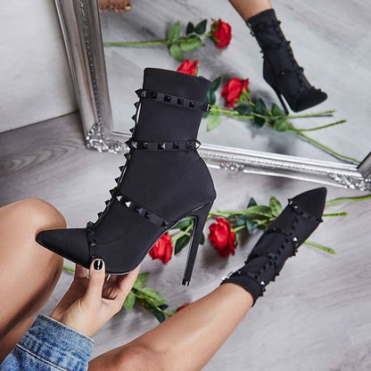 Pointed belt spikes women's boots