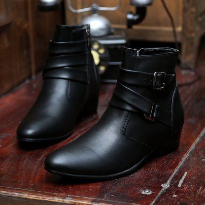 Bottes montantes en cuir à bout pointu et intérieur rehaussé