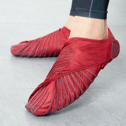 Chaussures de yoga enveloppées