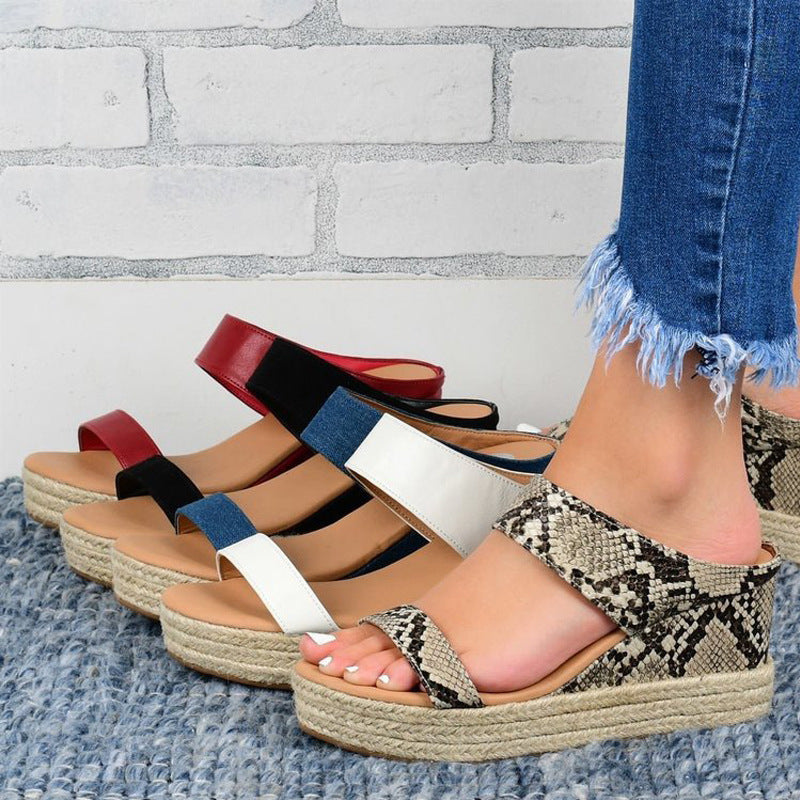 Fashionable Artificial PU Wedge Heel Women Sandals