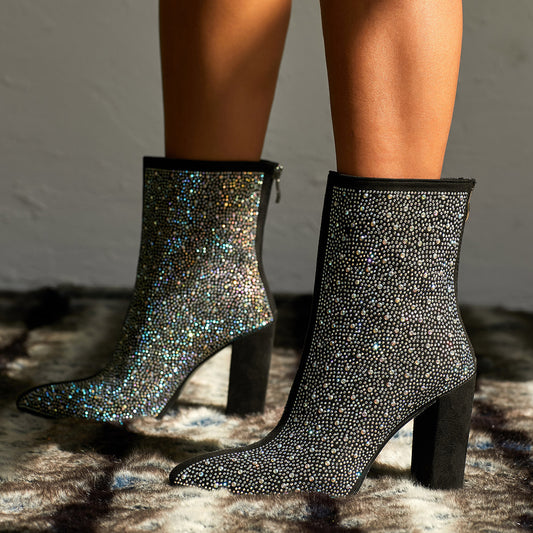 Bottes à talons hauts avec strass