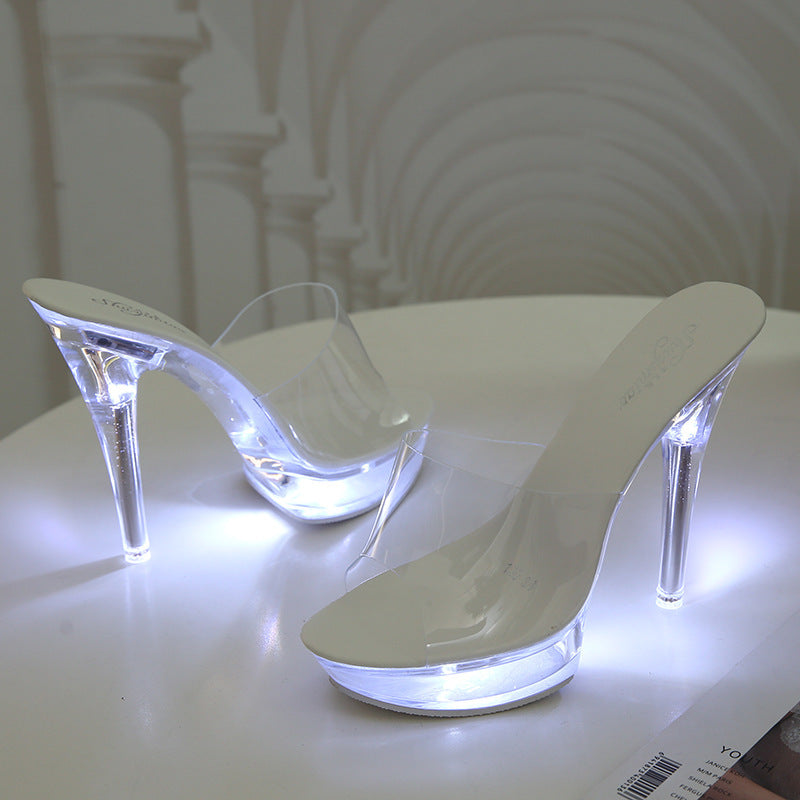 Zapatillas de mujer de moda con tacón alto y luminosas