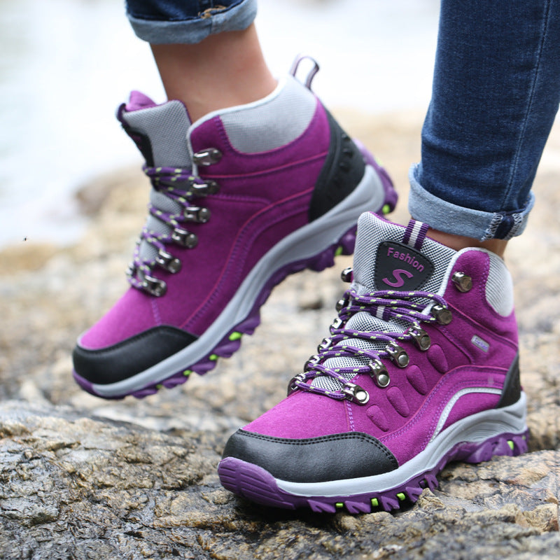 Breathable outdoor hiking shoes