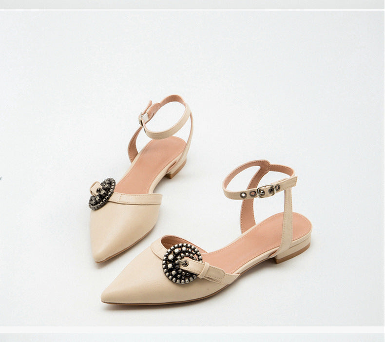 Pointed toe sandals