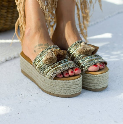 New Product Thick Bottom Flat Bottom Hollow Out Wear Sandals And Slippers Women