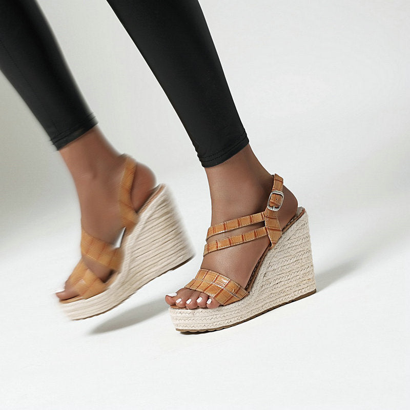 Sandalias de mujer de verano de estilo nuevo, zapatos de mujer con cuña, sandalias de cuña de paja con suela gruesa y tacón alto, sandalias de mujer estilo hada