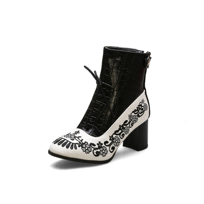 Embroidered short boots