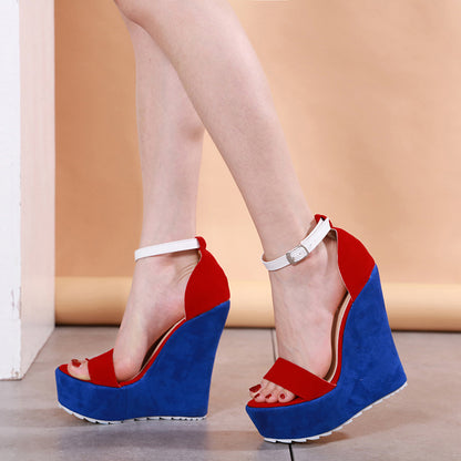 Chaussures simples à talons super hauts et colorblock détestant les chaussures hautes