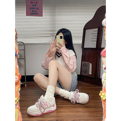 High Beauty Ins Wearing Small White Shoes Girl