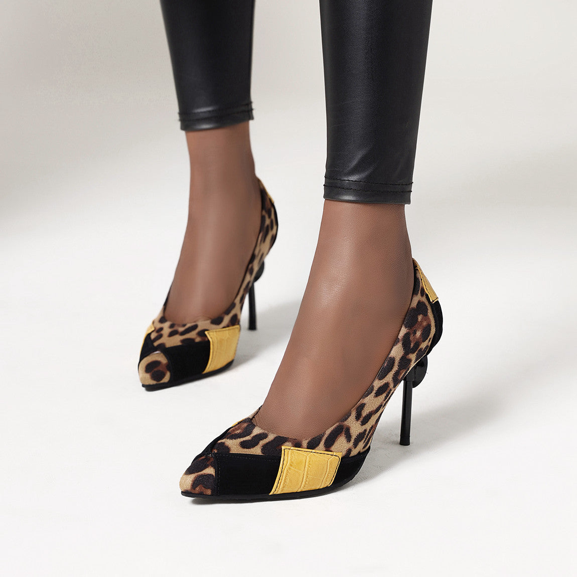 Sexy leopard print spliced stiletto heels