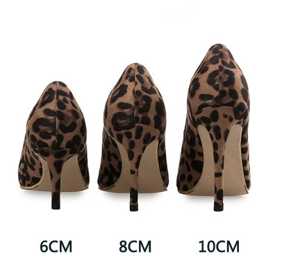 Tacones de leopardo