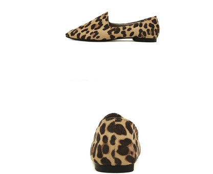 Zapatos de mujer salvajes de talla grande 41, planos de leopardo con zapatos individuales, zapatos de otoño con punta profunda y color llamativo 42 