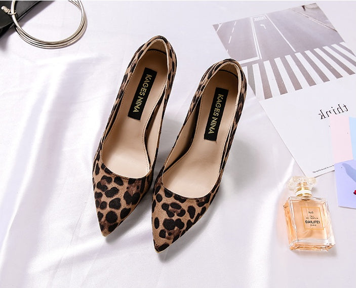 Tacones de leopardo