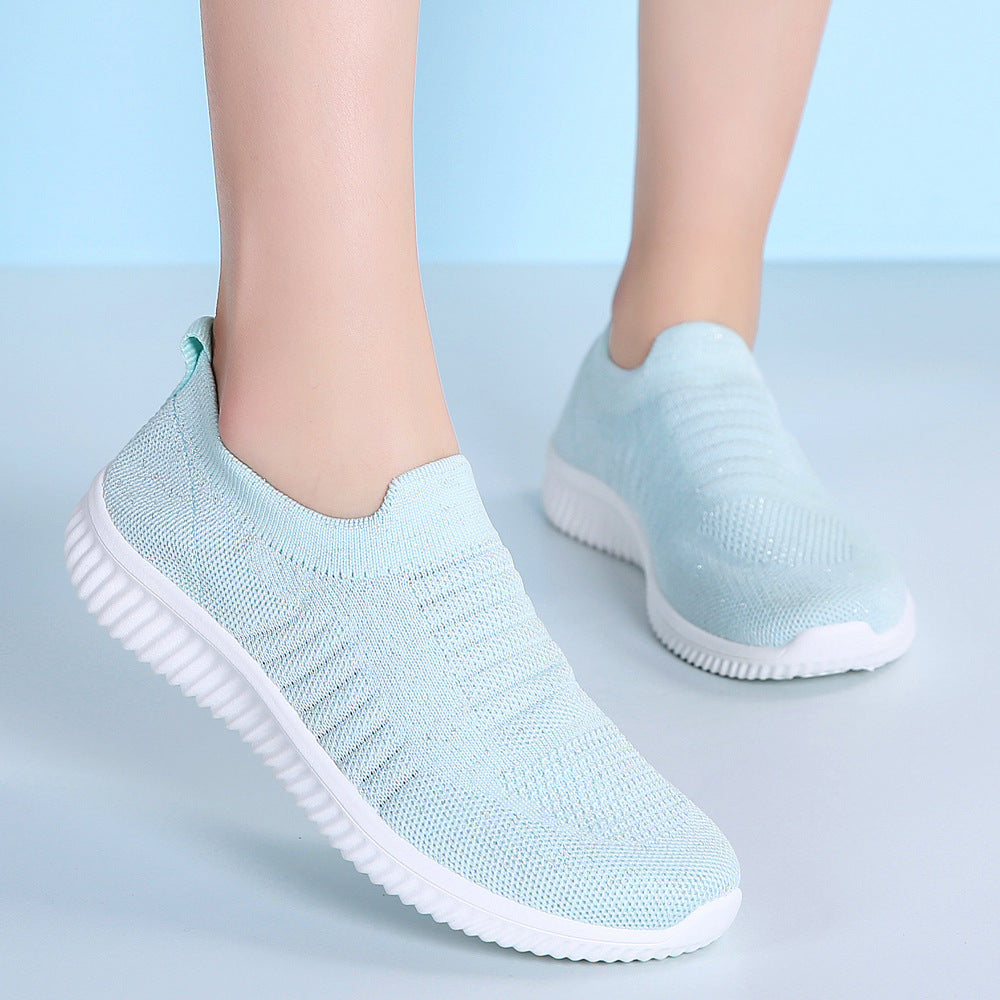 Mesh light and breathable sneaker