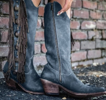 Round toe leather boots