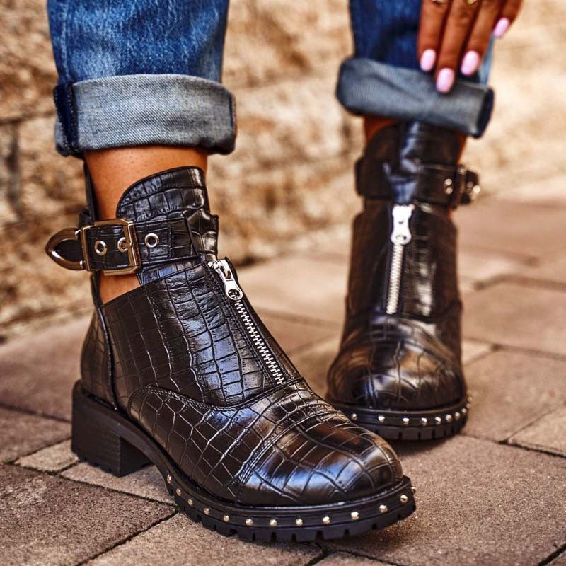 Autumn and Winter Low Heel 40-43 Buckle Rivet Low Boots Boots