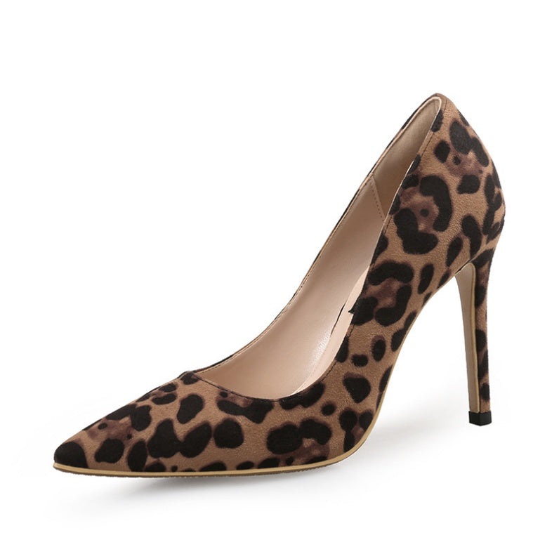 Tacones de leopardo