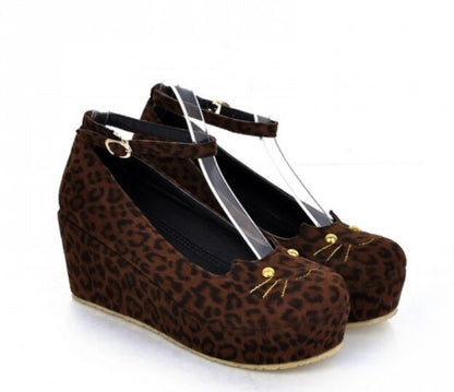 Zapatos de plataforma con cuña y estampado de leopardo y cabeza de gato para mujer