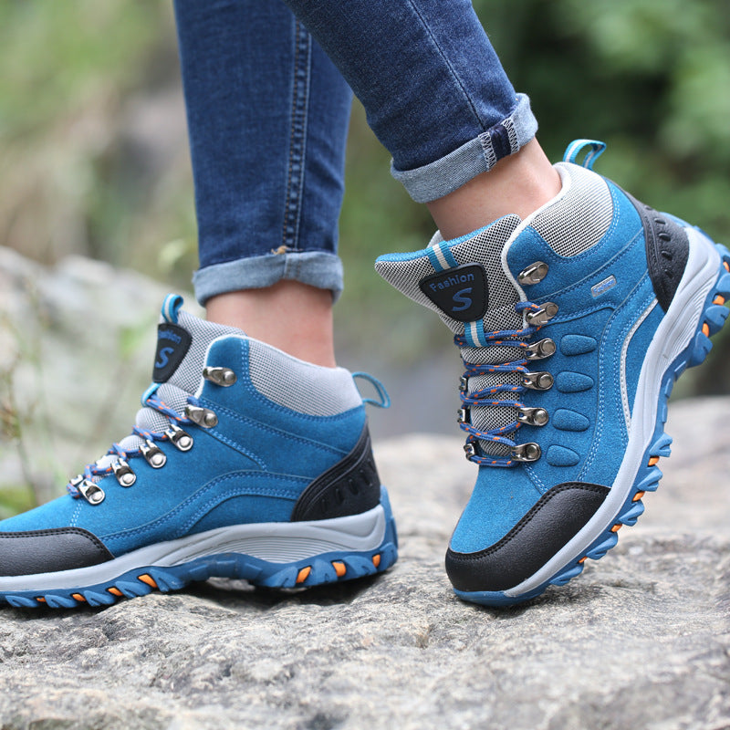 Breathable outdoor hiking shoes