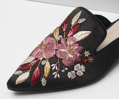 Code embroidery tipped a pedal lazy low heel women's slippers