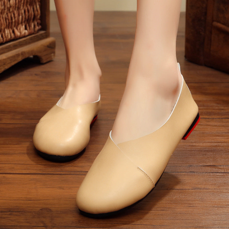 Round Toe Retro Leather Slip-on Grandma's Flat Shoes