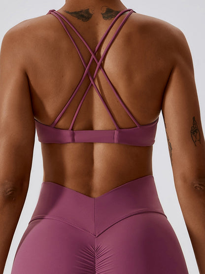 Soutien-gorge de sport torsadé sans manches à col en V et yoga