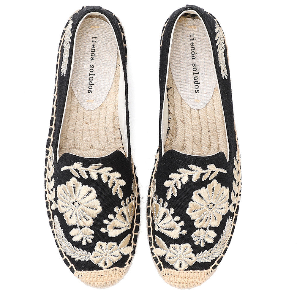 Flat heel embroidered casual canvas shoes