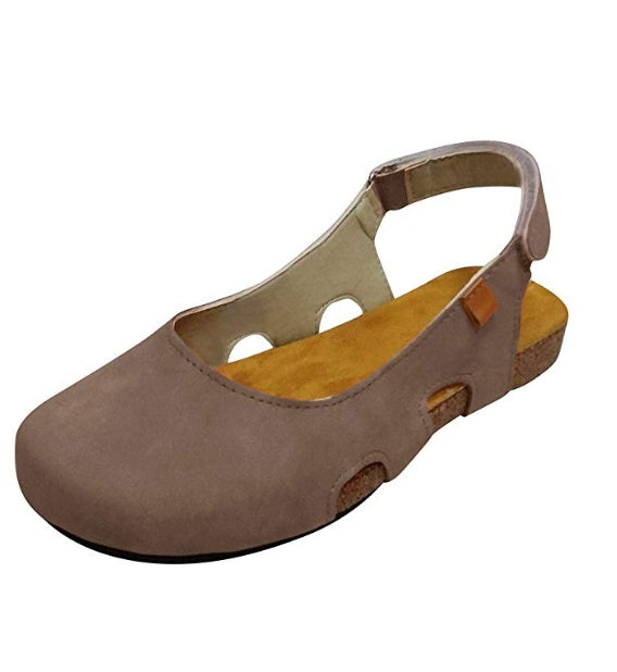 Women's flat sandals in the back of Baotou