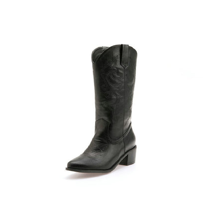 Mid heel pointed toe boots