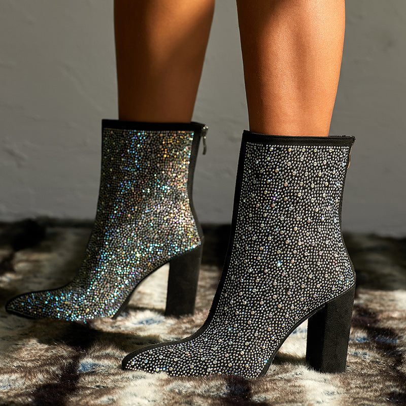 Bottes à talons hauts avec strass