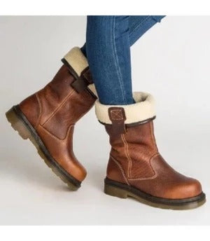 Bottes mi-hautes plates et chaudes