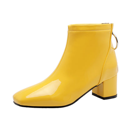 Mid heel lacquered square toe boots