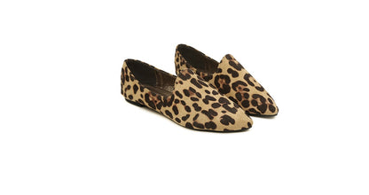 Zapatos de mujer salvajes de talla grande 41, planos de leopardo con zapatos individuales, zapatos de otoño con punta profunda y color llamativo 42 