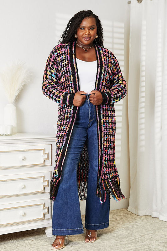 Cardigan multicolore ouvert sur le devant avec ourlet à franges pleine taille