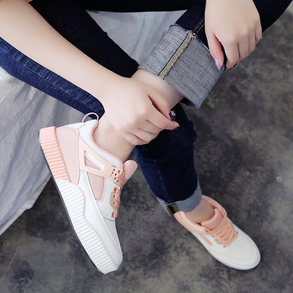 Baskets d'été de style coréen à bout rond en maille respirante, petites chaussures blanches décontractées pour femmes