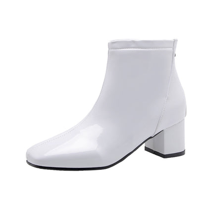 Mid heel lacquered square toe boots