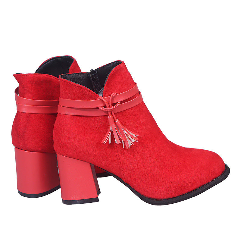 Bottes basses à bout rond et boucle de ceinture pour femme