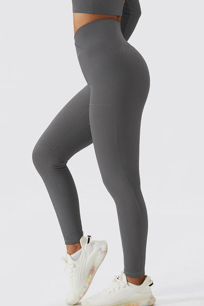 Leggings deportivos con cintura cruzada Basic Bae