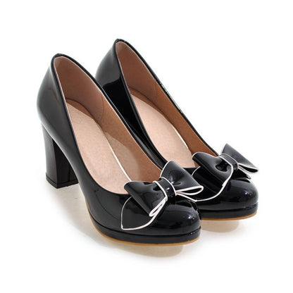 Round toe shallow mouth shoes