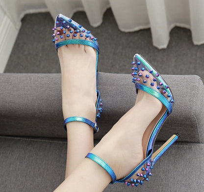 Color rivet transparent sandals