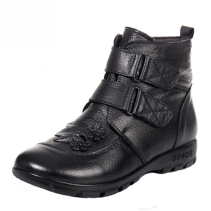 Middle-aged and warm high-top leather shoes