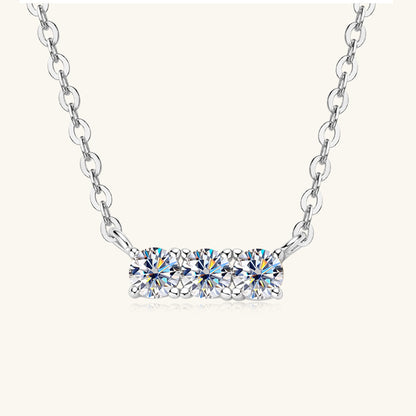 Collier de barre de moissanite incrusté en argent sterling 925