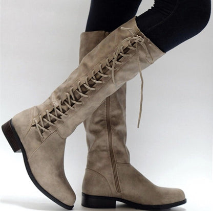 Botas de mujer con cordones