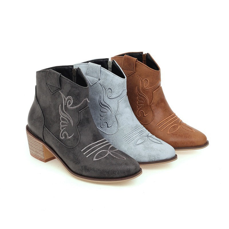 Ladies short boots