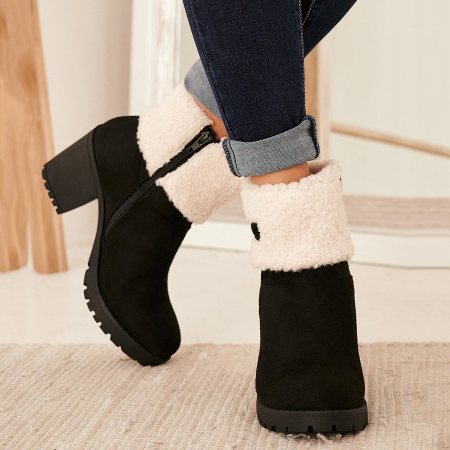 Bottes courtes pour femmes avec bout en laine chaude