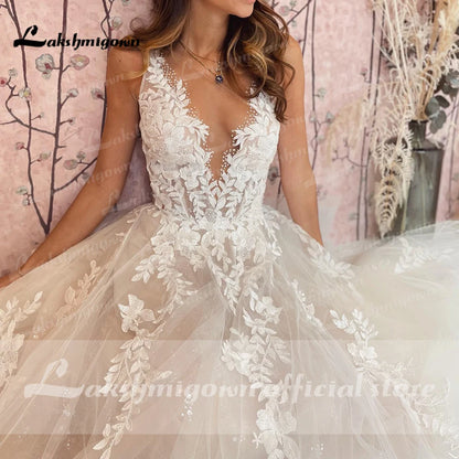 Sexy A-Line Backless Wedding Dress 2024 Vintage Lace Applique Beaded Off White Tulle Wedding Gowns Trouwjurk Long Bridal Dress