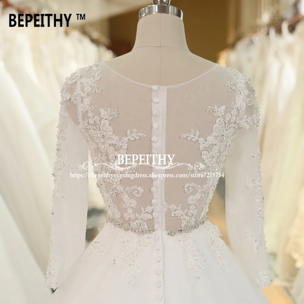 BEPEITHY Robe De Mariage Robe De Bal Princesse Robe De Mariée Avec Ceinture En Cristal Manches Longues Dentelle Robes De Mariée Robe De Mariée 2022