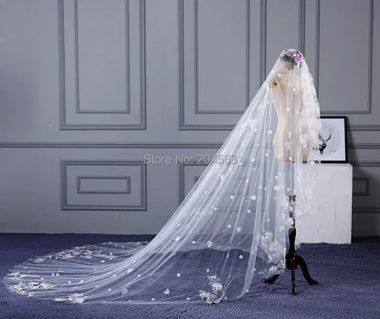 One-Layer Ivory Tulle Lace Wedding Veil with Appliques Long Romantic Bridal Veils with Comb YHG2019